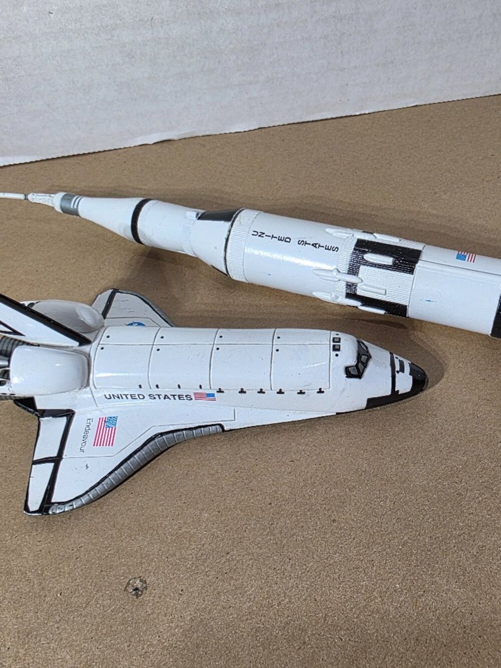 Vintage 1997 US Space Shuttle Endeavour AP II & Saturn V Rocket LOT of 2